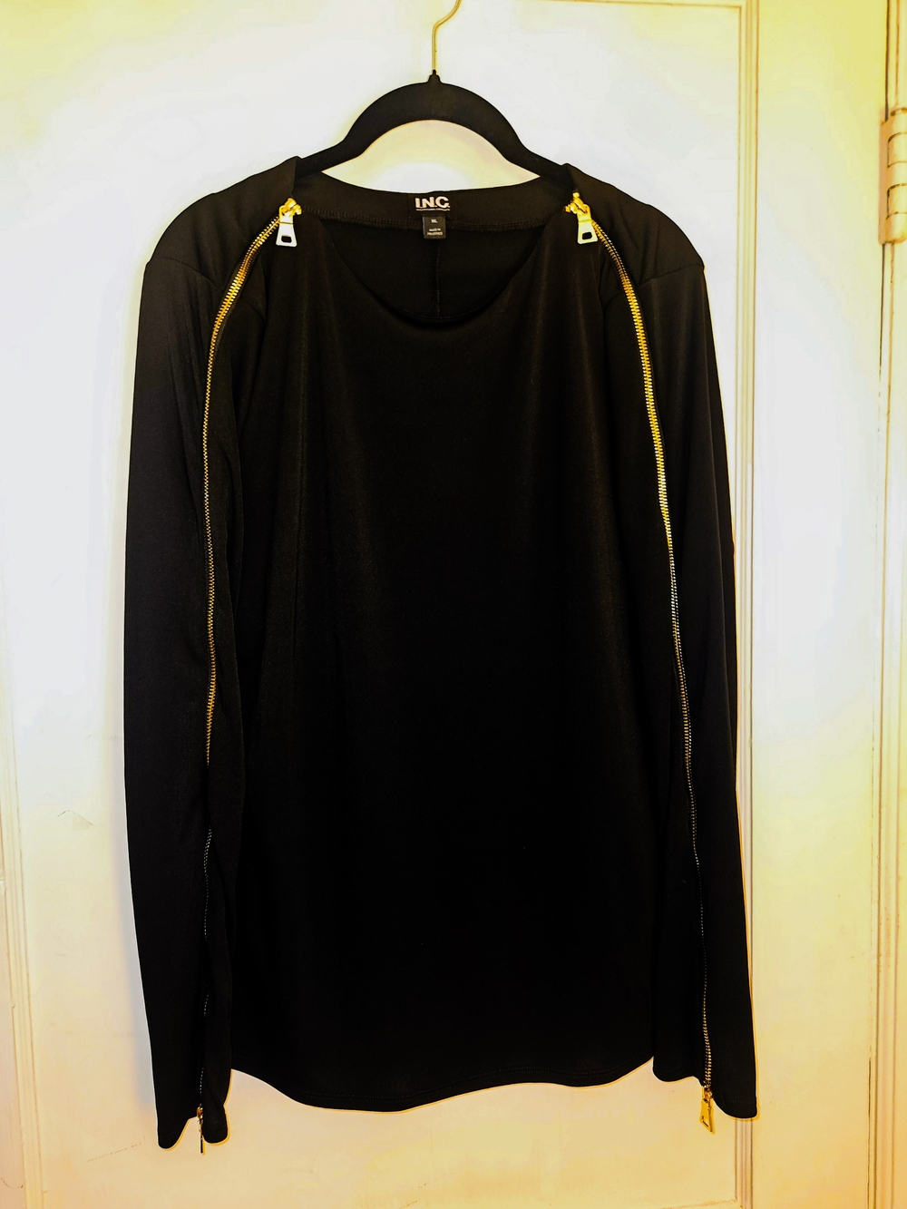 I.N.C. Black Crewneck Top